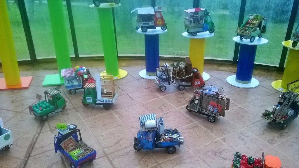 Arte e folklore … formato Lapa (in miniatura)