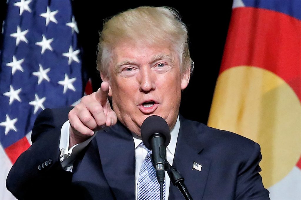 Senza Veronesi, ma con Trump. E ora chi ci salverà dal cancro ?