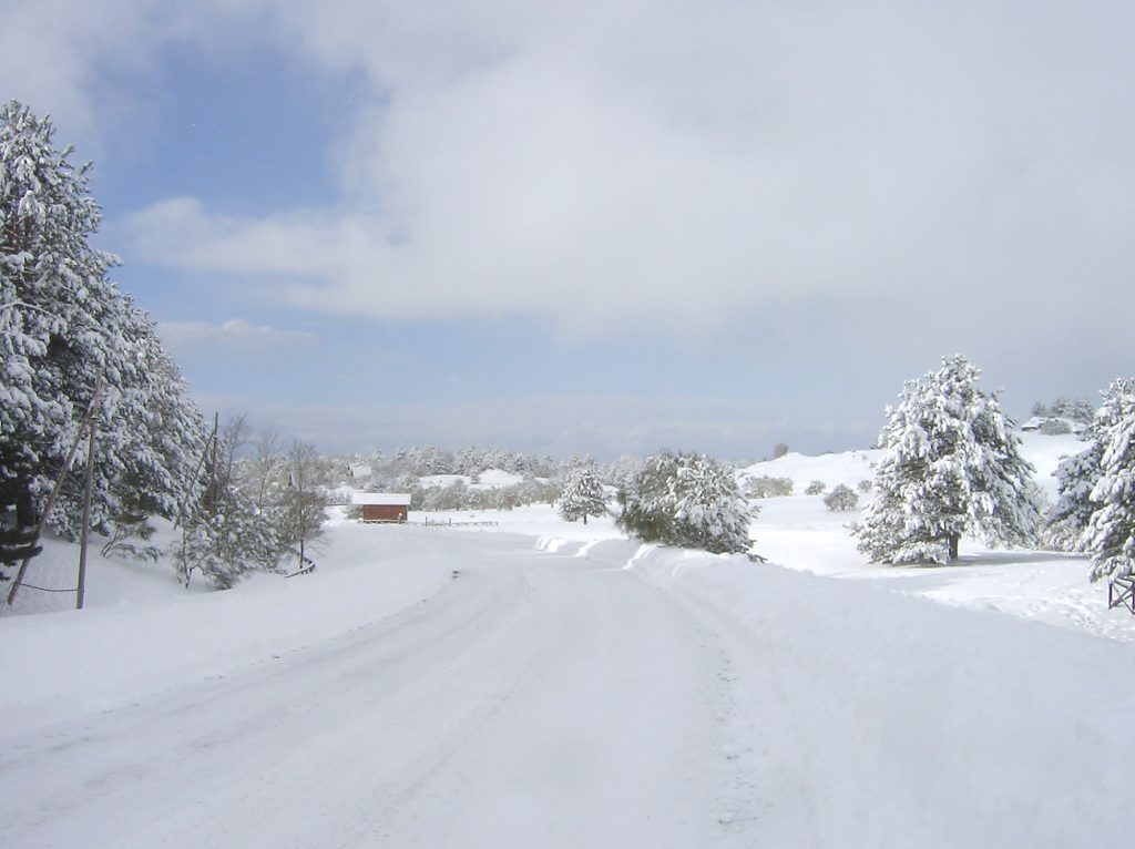 Etna, il silenzio della neve …