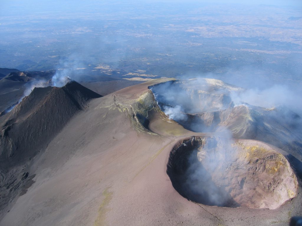 A ciascuno il suo ! L’Etna nell’Unesco è il successo di una grande squadra …