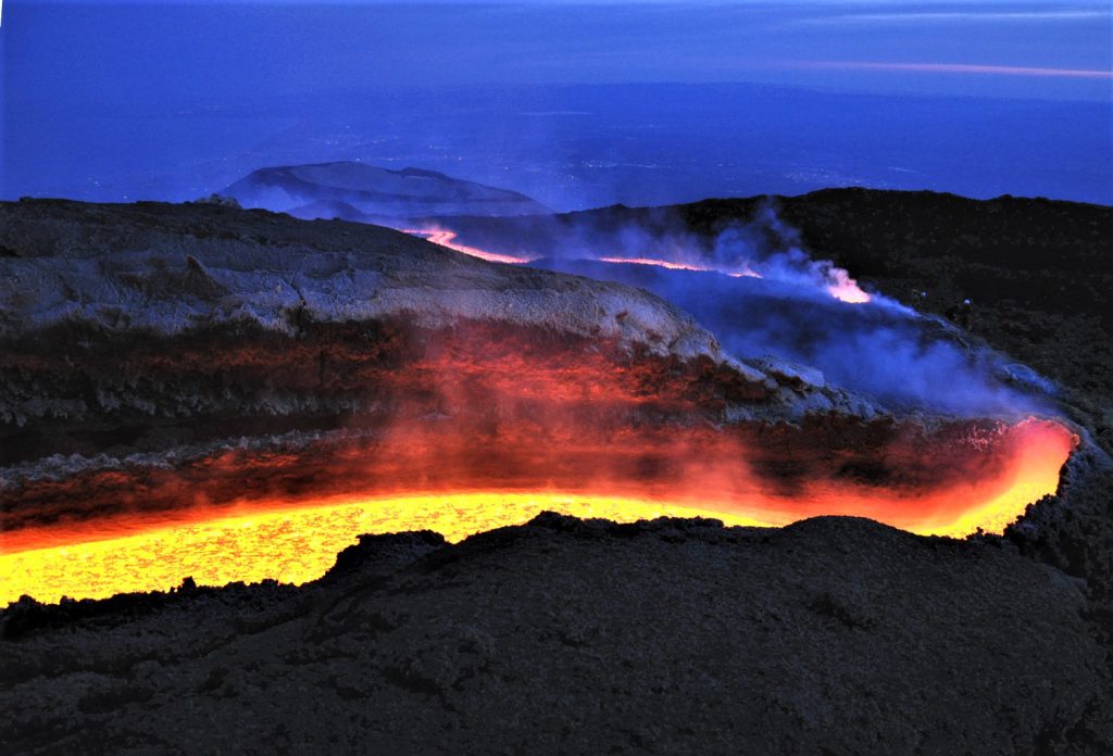 Etna, la lava si è fermata. Il report ufficiale di un’attività di grande interesse