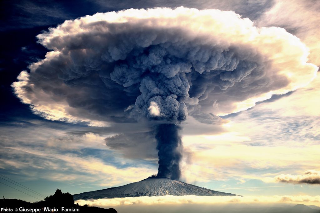 L’Etna conquista anche la Malesia. Ma qui resta … interdetta !