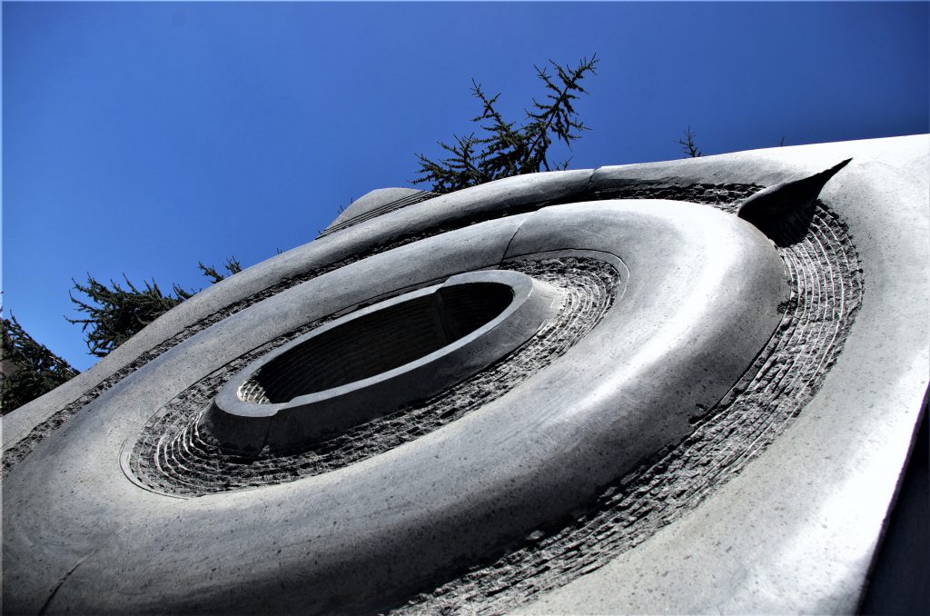 Belpasso e le sue cento sculture, un fascinoso museo all’aperto in uno scenario ricco di storia