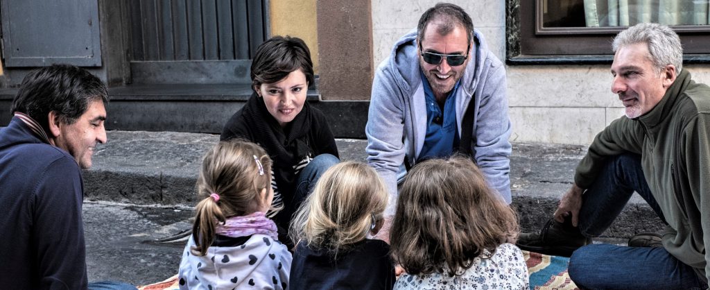 Rosso come la lava, marrone come il cioccolato … Quella volta che i bambini raccontarono l’Etna agli adulti