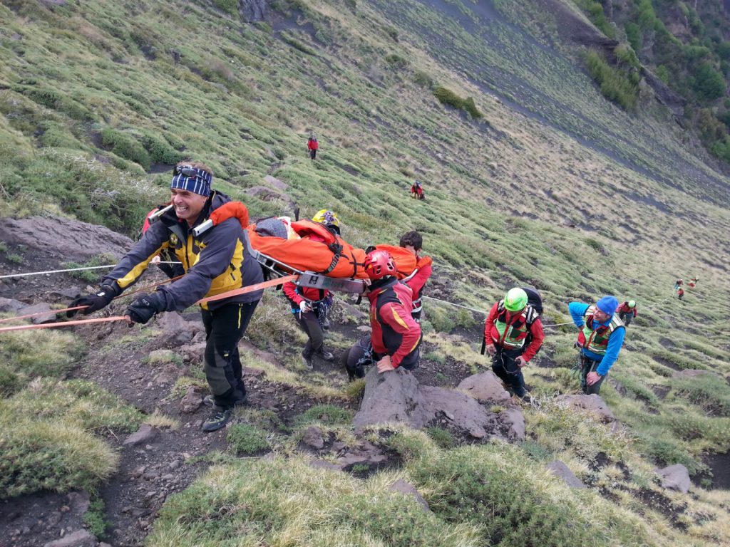 L’8 novembre prova di complicato soccorso per dispersi sull’Etna più impervia