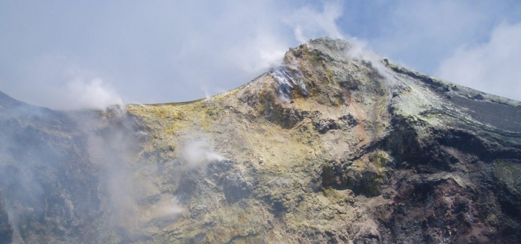 L’eruzione dell’Etna del 7 aprile 1964. Breve storia di un cratere ormai scomparso