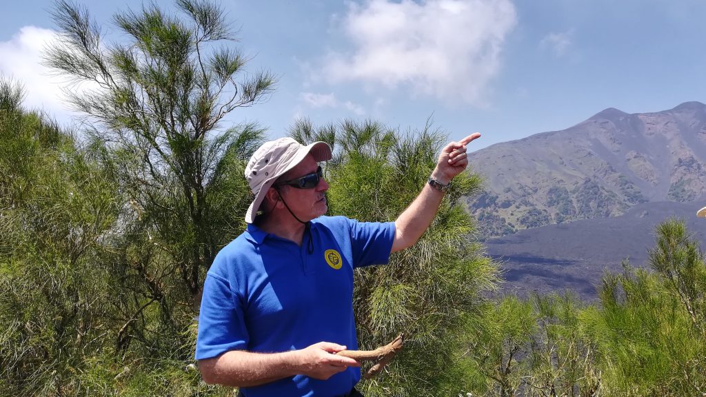 “Outdoor” con Marco Neri a Monte Zoccolaro. Il viaggio esperienziale di Dendron sull’Etna
