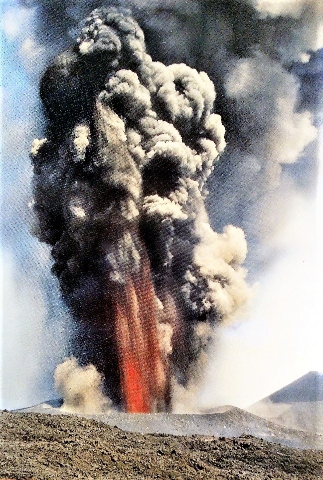 Luoghi e storie dell’Etna: il Piano del Lago e il Cratere Laghetto (o Escrivà)