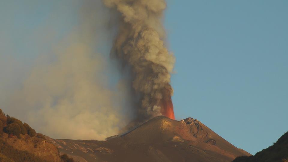 Etna, cinque anni fa. Lo spettacolo di quella notte “parossistica”, piena di emozioni speciali