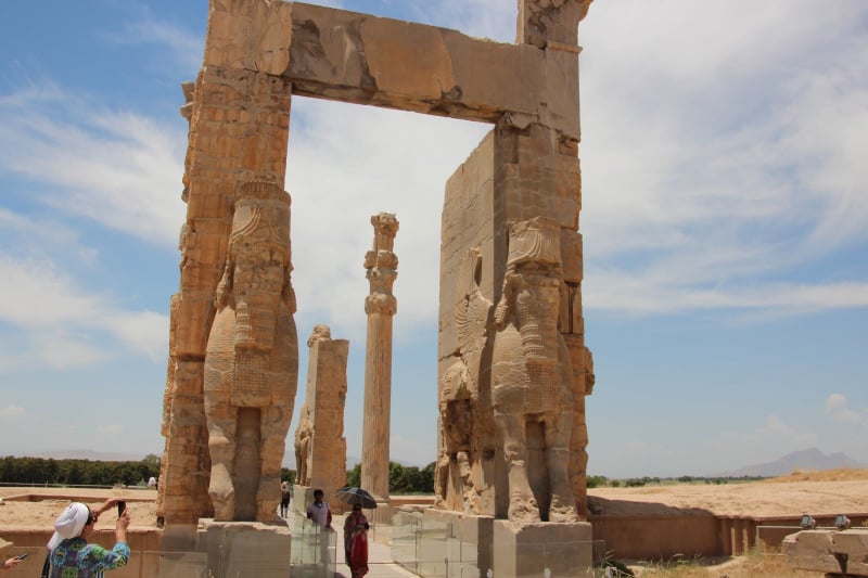 “Il mio viaggio in Iran, senza paura. Il fascino di una civiltà millenaria, tra siti spettacolari e un popolo gentile”