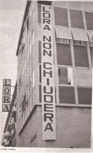 Il Palazzetto de L'Ora in Piazzetta Napoli a Palermo nei giorni precedenti la chiusura del giornale nel 1992
