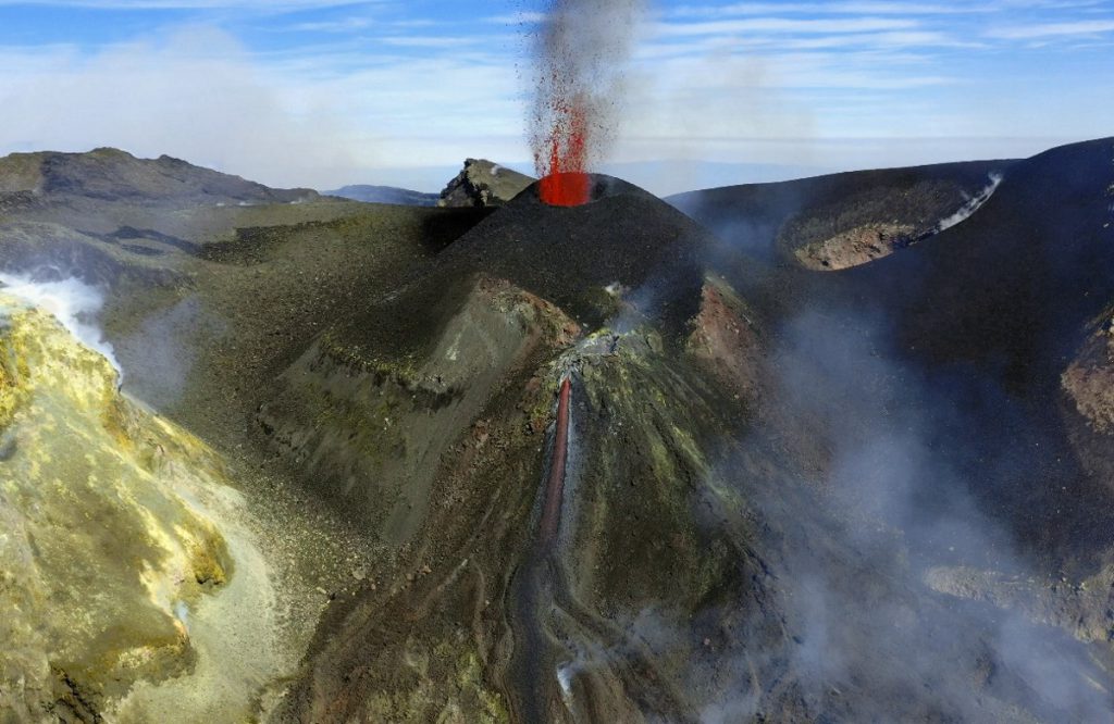 Ecco quant’è alta l’Etna. E da dove viene il suo nome