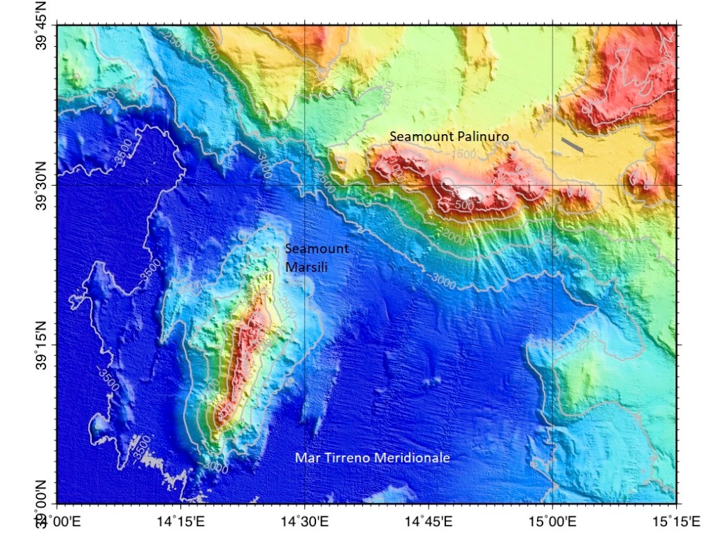 Marsili e Palinuro, i “preziosi” vulcani sottomarini del Tirreno