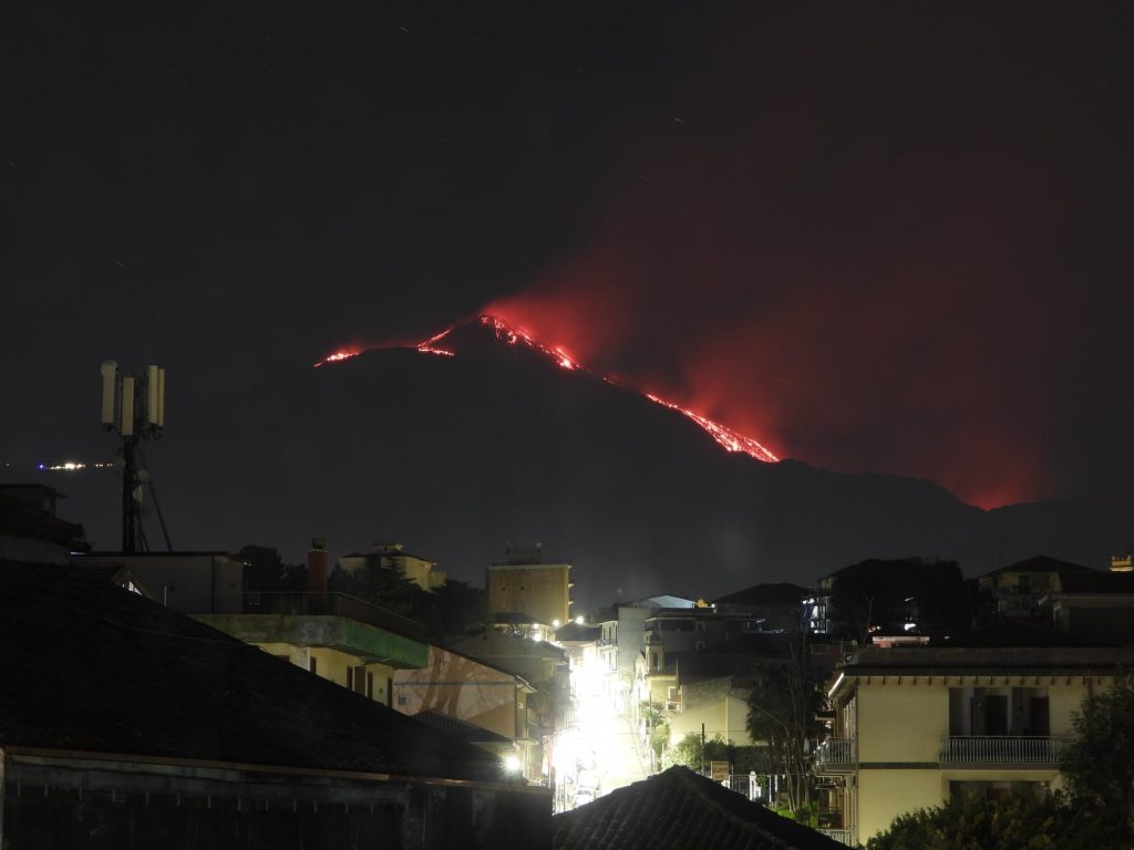 Etna, Cratere di Sud Est, 18 febbraio 2021: il racconto per immagini di Boris
