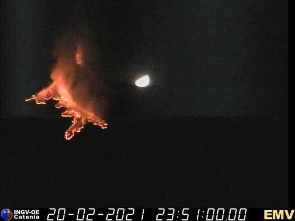 Noi e l’Etna. No, non è una guerra