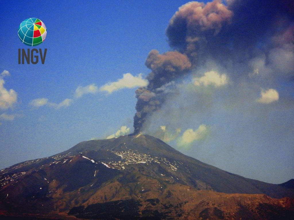 Etna, ecco la Tomografia sismica 4 E. Individuate zone di accumulo del magma che possono alimentare l’attività eruttiva