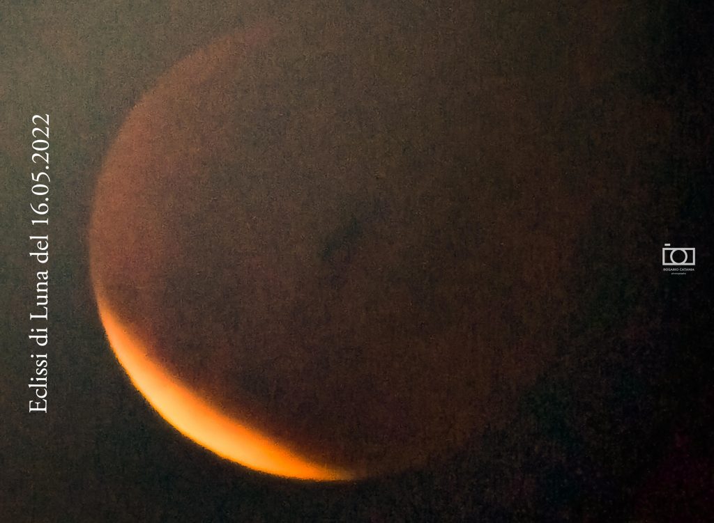 La Luna, l’eclissi e la montagna, l’Etna
