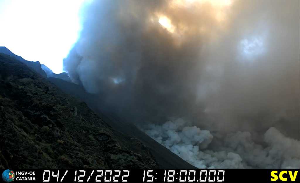 Terremoto, eruzione, tsunami: la movimentata domenica di Stromboli