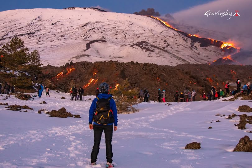 Etna: un piano per la fruizione degli eventi eruttivi, anziché il caos per niente calmo  dei divieti