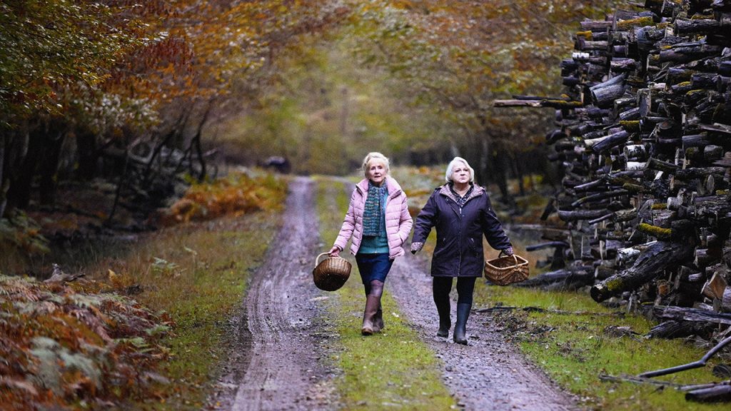 “Sotto le foglie”, quand vient l’automne, nessuno dice mai tutta la verità
